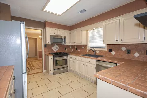 Kitchen - 2903 Par Dr, Bryan, TX 77802 photo 1 of 1