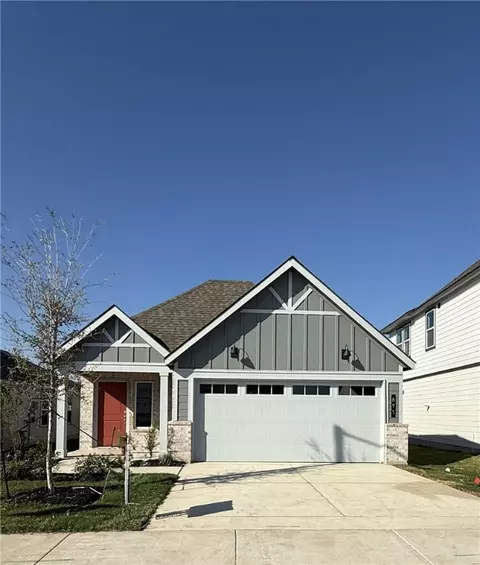 895 Kickapoo Ln, College Station, TX 77845