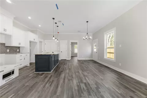 601 Ash St, Bryan, TX 77803 photo 2