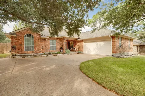 3904 Cheshire Ct, Bryan, TX 77802