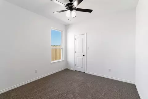 1932 Stubbs Dr, Bryan, TX 77807 photo 11