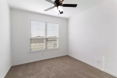 1932 Stubbs Dr, Bryan, TX 77807 photo 7