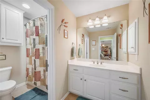 Bath - 2302 Bastrop Cir, Bryan, TX 77808 photo 3 of 3