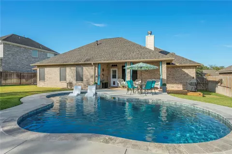 Exterior - 2302 Bastrop Cir, Bryan, TX 77808 photo 4 of 7