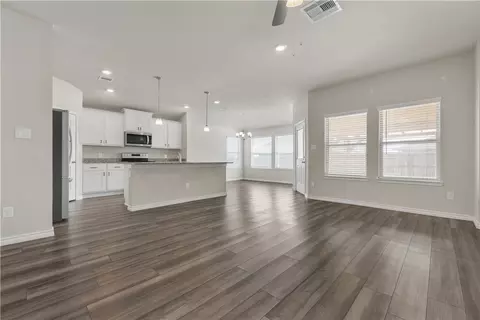 2001 Rock Ridge Ave, Bryan, TX 77807 photo 2