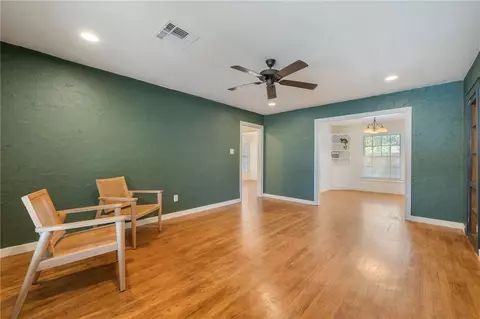 Living - 601 N Avenue E, Bryan, TX 77801 photo 5 of 6
