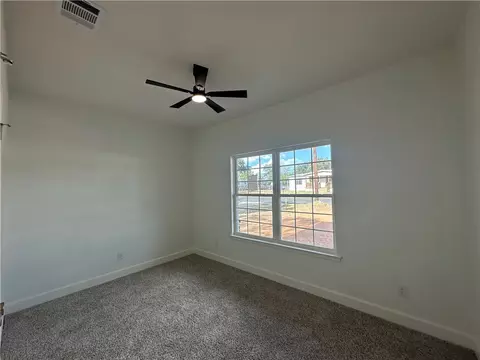 3701 Iverson Dr, Bryan, TX 77803 photo 7