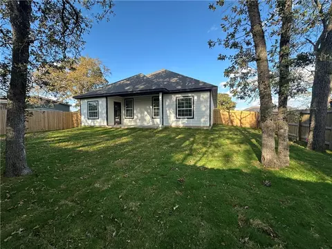 3701 Iverson Dr, Bryan, TX 77803 photo 23