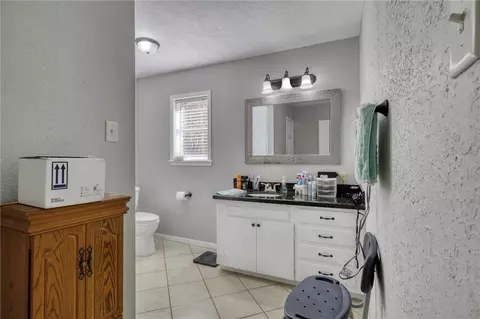 Bath - 3501 Midwest Dr, Bryan, TX 77802 photo 1 of 3
