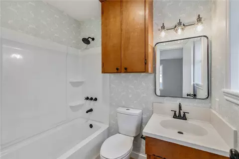 Bath - 2300 Barak Ln, Bryan, TX 77802 photo 1 of 2