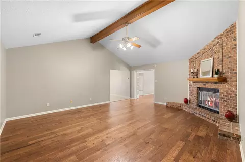 3720 Brighton Dr, Bryan, TX 77802 photo 9