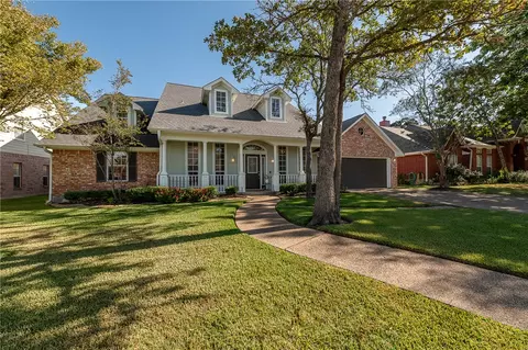 3205 Innsbruck Cir, College Station, TX 77845