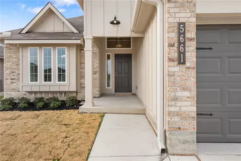 5661 Fox Bluff Dr, Bryan, TX 77807 photo 4