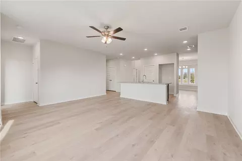 5661 Fox Bluff Dr, Bryan, TX 77807 photo 18