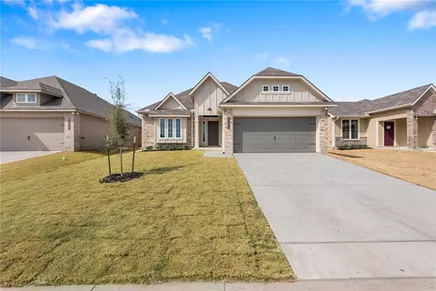 5661 Fox Bluff Dr, Bryan, TX 77807