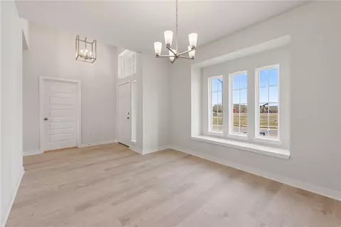 5661 Fox Bluff Dr, Bryan, TX 77807 photo 9