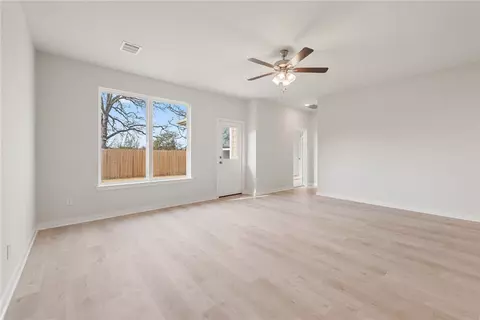 5661 Fox Bluff Dr, Bryan, TX 77807 photo 23