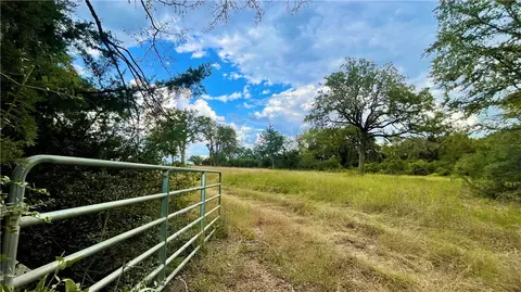 1509 Henry Prairie Rd, Franklin, TX 77856