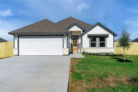 497 Combine Rd, Snook, TX 77878