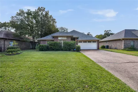 2808 Arroyo Ct N, College Station, TX 77845