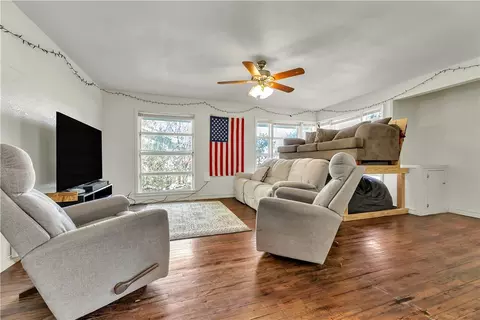 Living - 520 Helena St, Bryan, TX 77801 photo 1 of 2