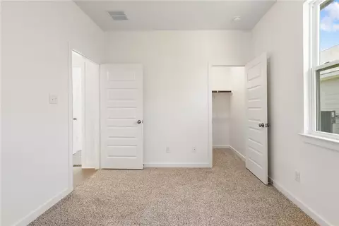 5669 Fox Bluff Dr, Bryan, TX 77807 photo 9