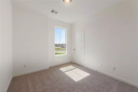 5669 Fox Bluff Dr, Bryan, TX 77807 photo 5