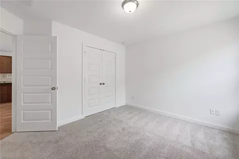 Bedroom - 5689 Fox Bluff Dr, Bryan, TX 77807 photo 11 of 11