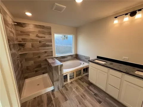 1382 Kingsgate Dr, Bryan, TX 77807 photo 7