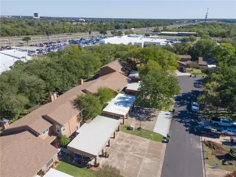 2827 Oakside Dr, Bryan, TX 77802 photo 23