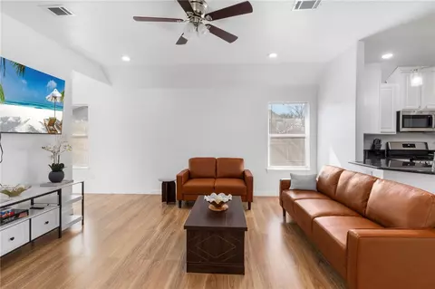 1508 Lopez St, Bryan, TX 77803 photo 9