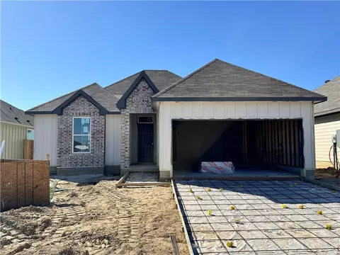 2411 Rooke Rd, Bryan, TX 77807