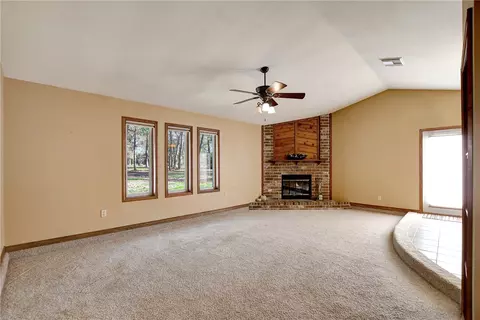 8846 Jackrabbit Ln, Bryan, TX 77808 photo 10