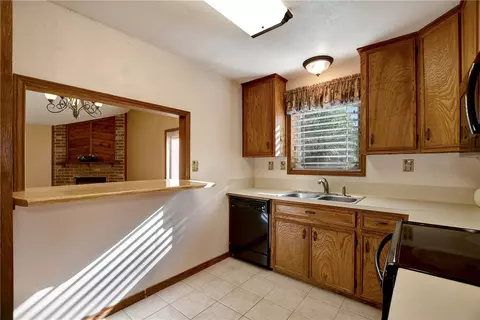 8846 Jackrabbit Ln, Bryan, TX 77808 photo 23