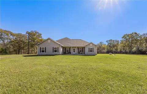 803 Hollow Bnd, Caldwell, TX 77836