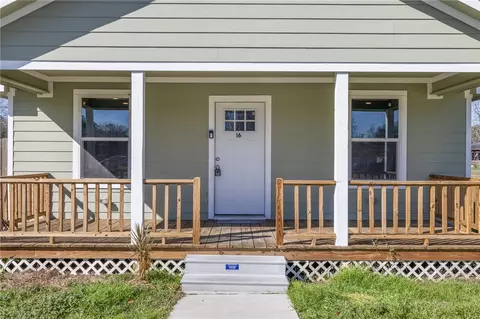 16 Lenora Dr, Hearne, TX 77859