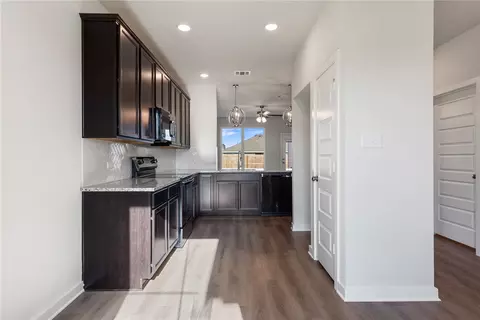 Entry Way - 2418 Rooke Rd, Bryan, TX 77807 photo 5 of 8