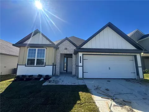 2419 Rooke Rd, Bryan, TX 77807