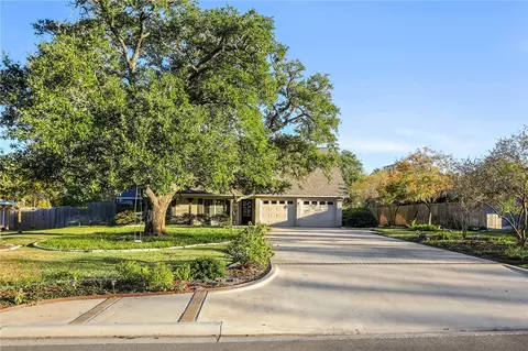 1016 Holt St, College Station, TX 77840