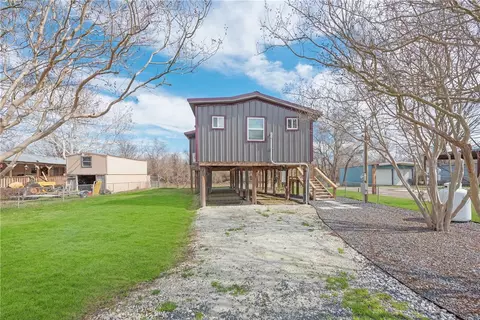 574 River Oaks Dr, Trinity, TX 75862 photo 17
