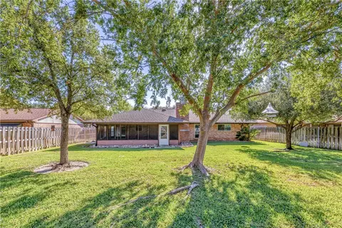 Exterior - 3604 Oak Hill Dr, Bryan, TX 77802 photo 5 of 5