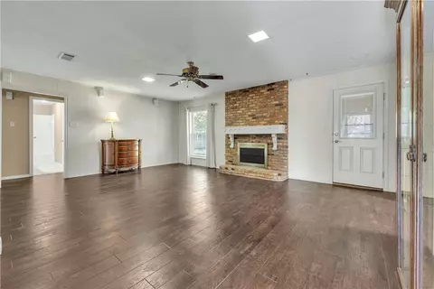Living - 3604 Oak Hill Dr, Bryan, TX 77802 photo 2 of 5