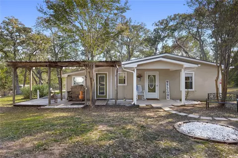 13058 Oak Forest Dr, Bryan, TX 77807