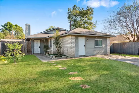 3113 Larkspur Cir, College Station, TX 77845