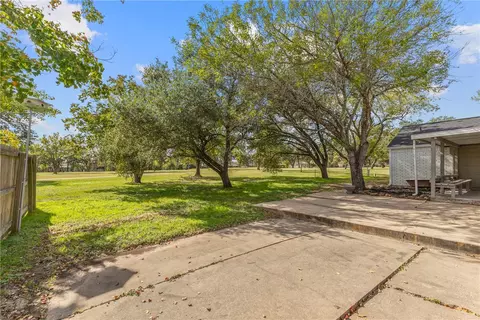 Exterior - 2511 Arbor Dr, Bryan, TX 77802 photo 3 of 5