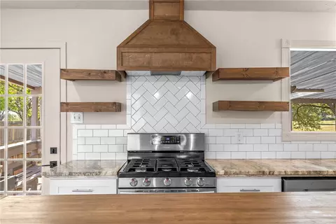 Kitchen - 2511 Arbor Dr, Bryan, TX 77802 photo 3 of 4