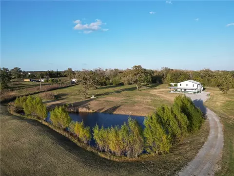 5292 Horseshoe Dr, Anderson, TX 77830