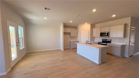 5403 Bear Run, Bryan, TX 77803 photo 2