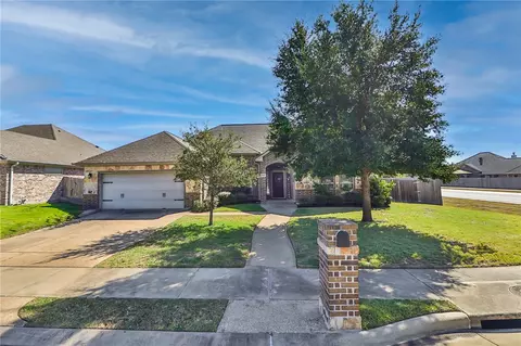 3900 Ambrose Ct, Bryan, TX 77808