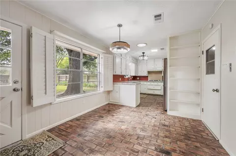 Other - 2810 Hillside Dr, Bryan, TX 77802 photo 3 of 8